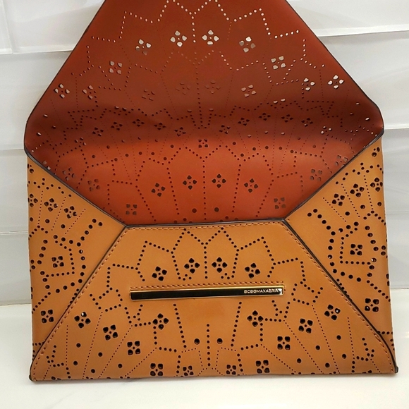 NWOT BCBG Max Azria Harlow Envelope Camel Clutch - Picture 3 of 9